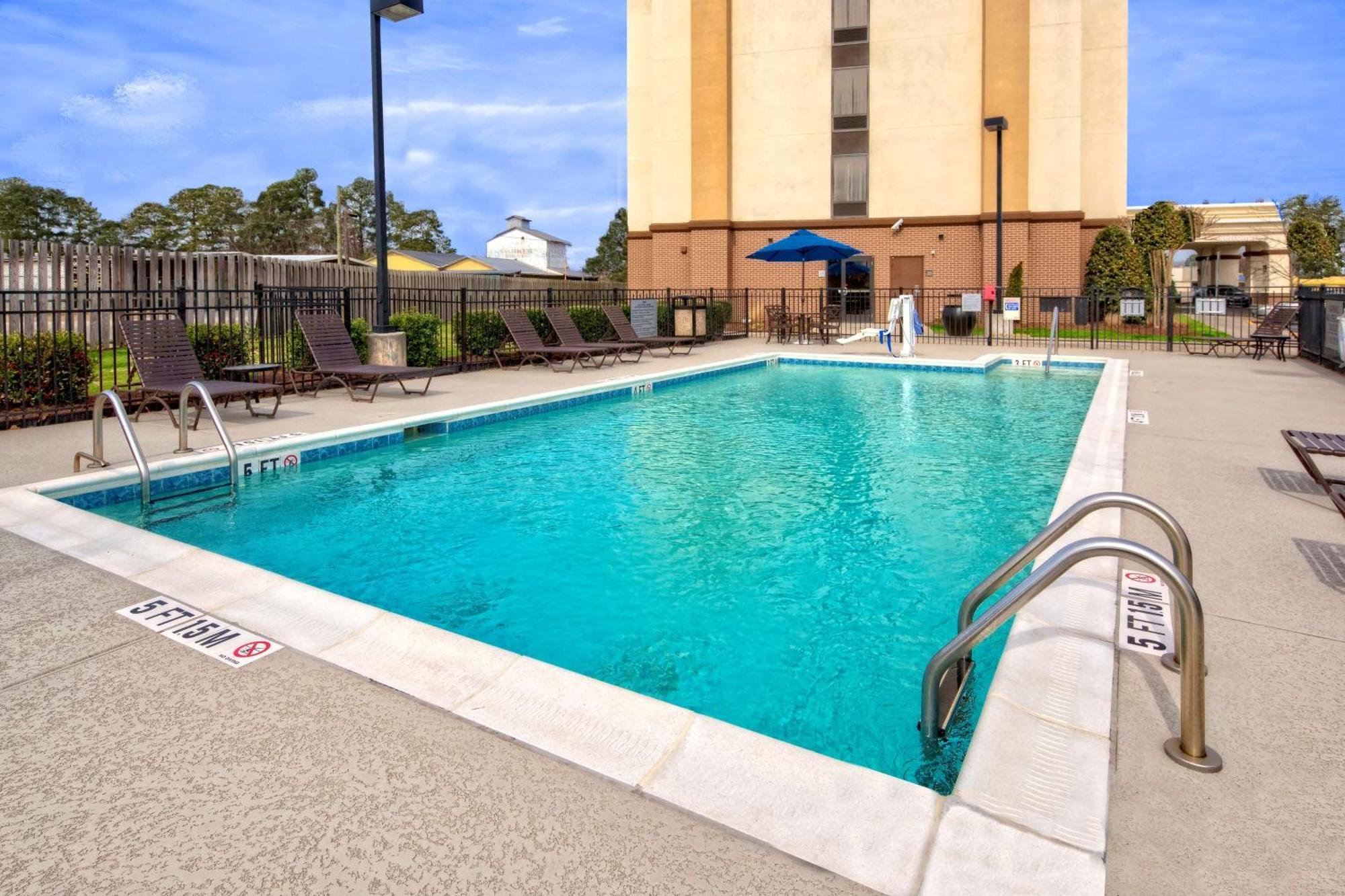 Hampton Inn Dunn Exteriér fotografie